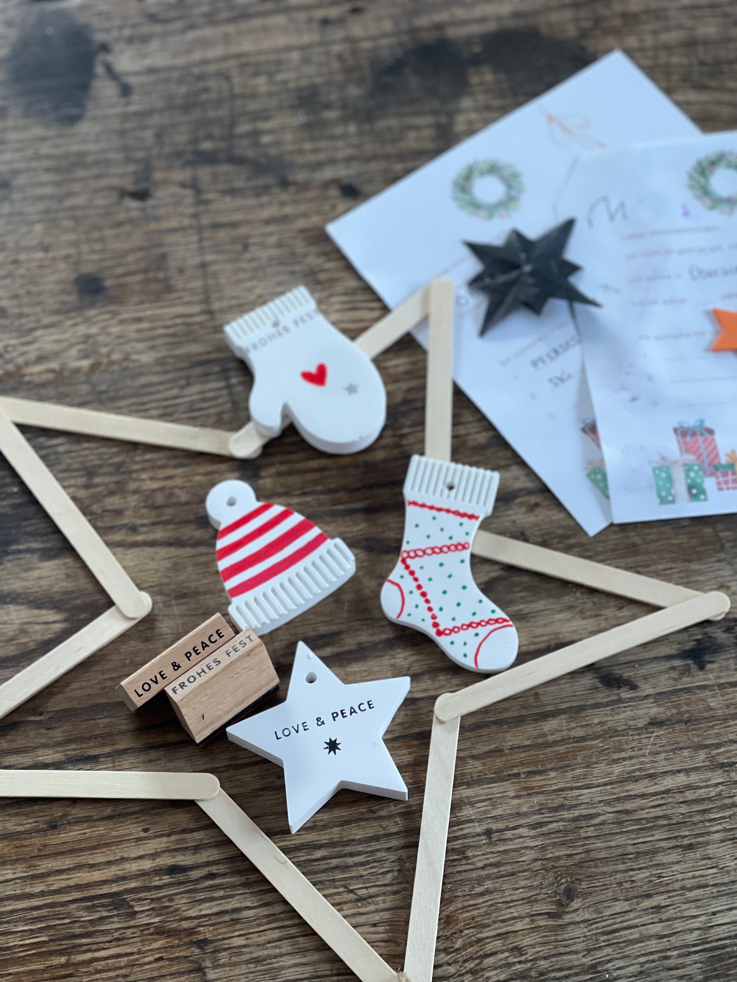 Weihnachtliche Geschenkanhänger
