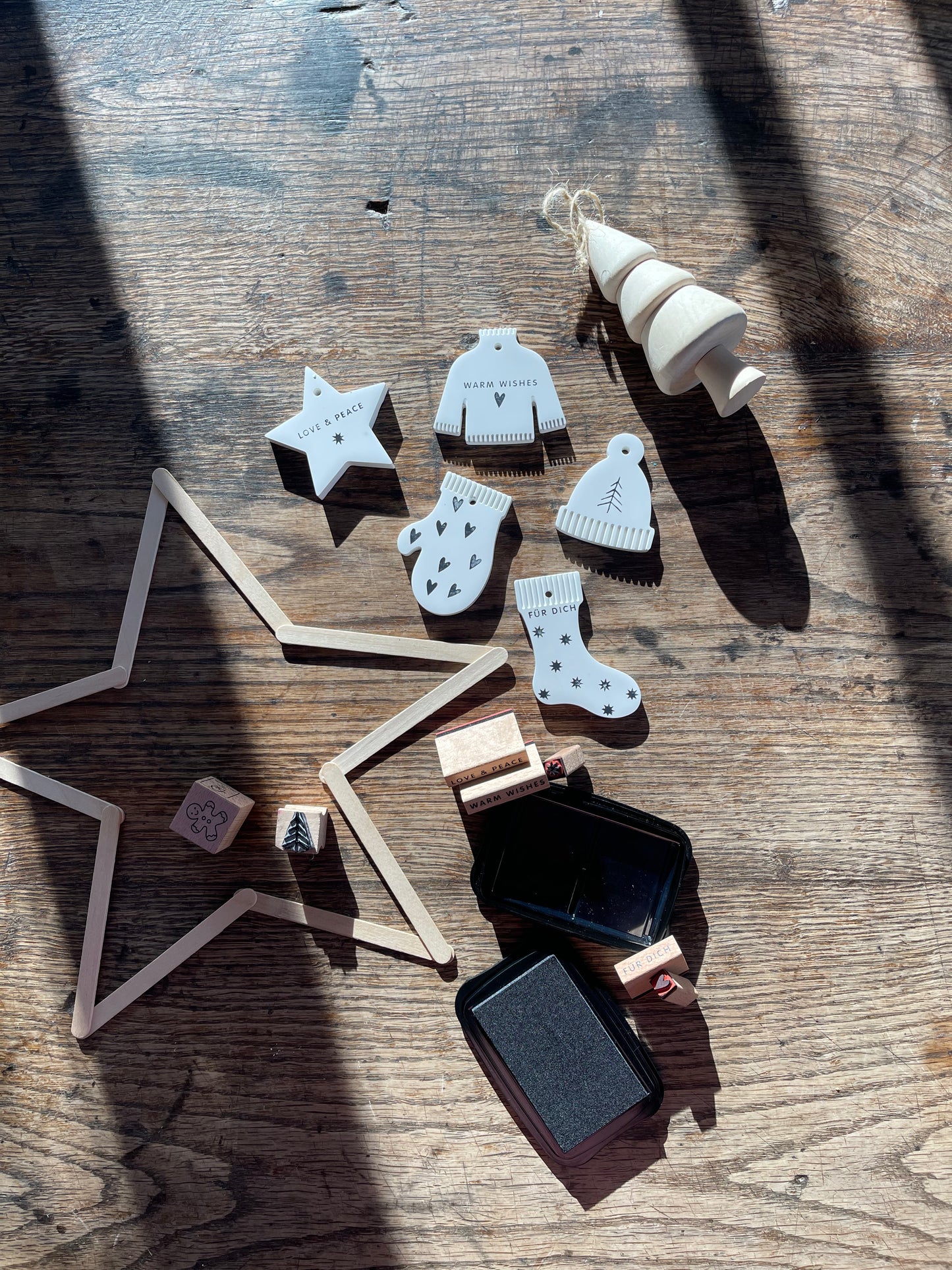 Weihnachtliche Geschenkanhänger